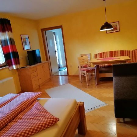 Ferienwohnung Bacher Mayrhofen Bagian luar foto