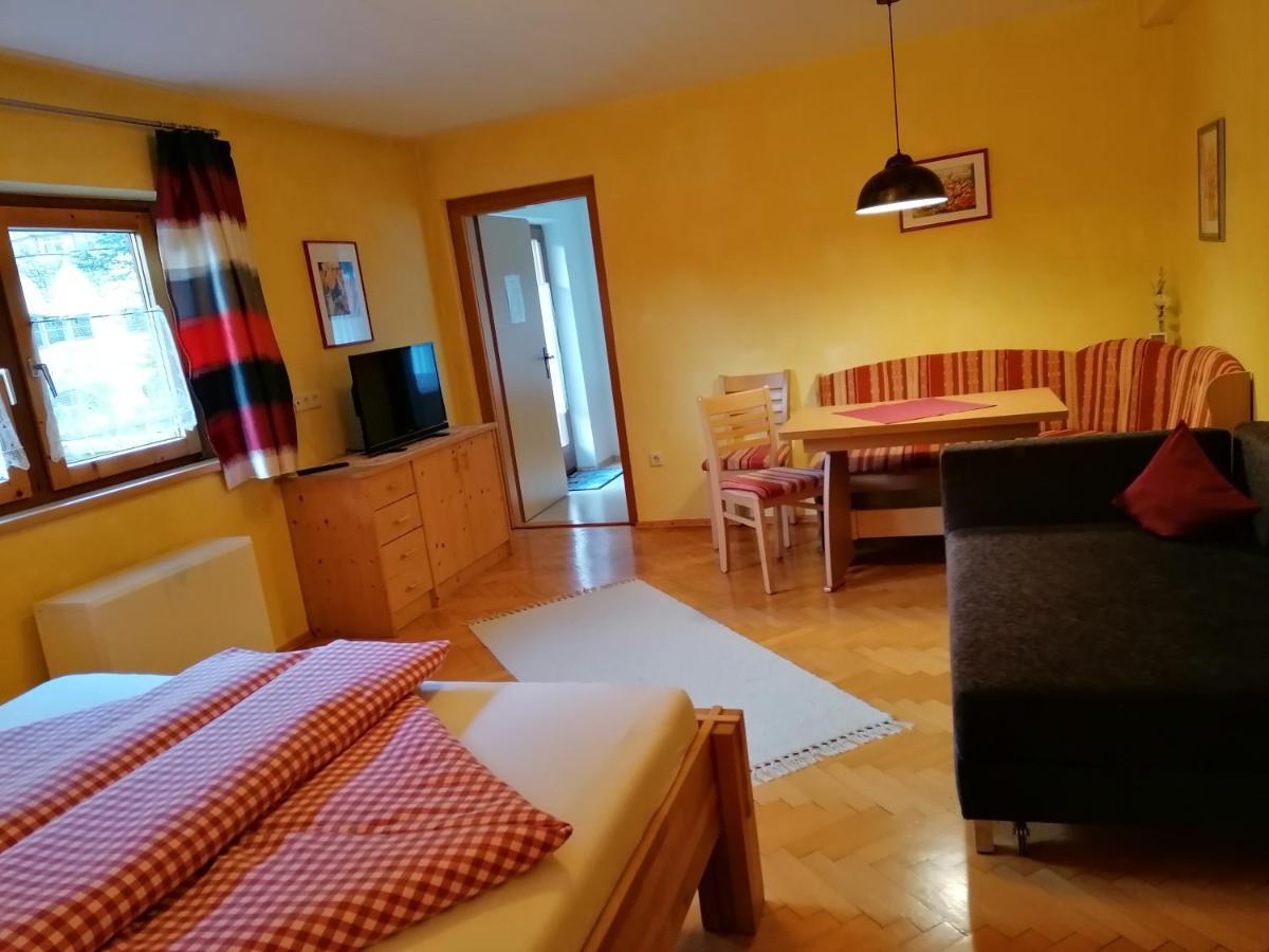 Ferienwohnung Bacher Mayrhofen Bagian luar foto